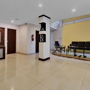 4* Hotel Aec Residency