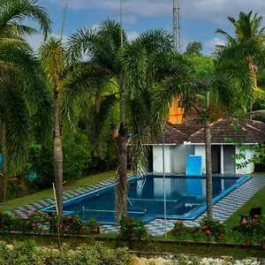Kumarakom Heritage & Ayurveda Alappuzha